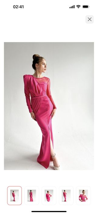 Продам платье цвета фуксии нарядное стильное