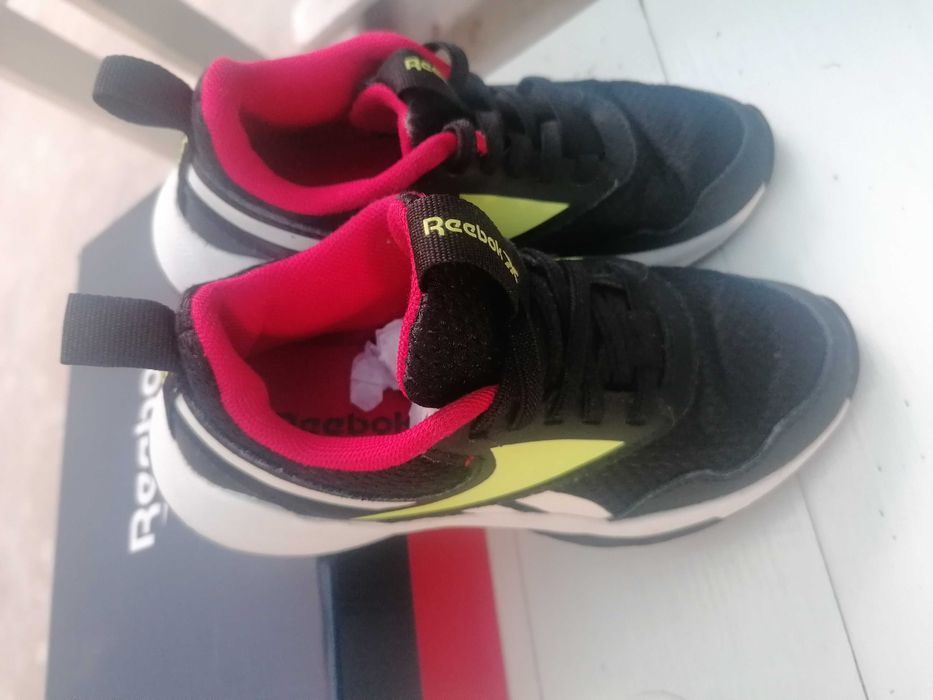 Детски оригинални маратонки 30 размер