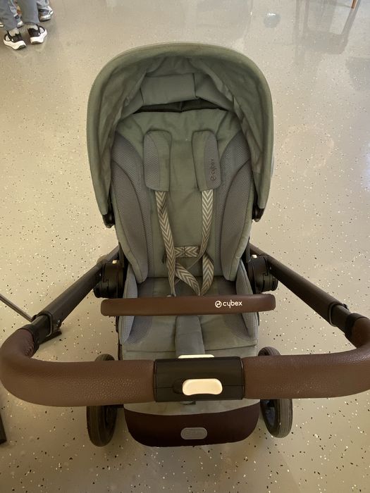 Продам оригинальную Cybex Balios S Lux