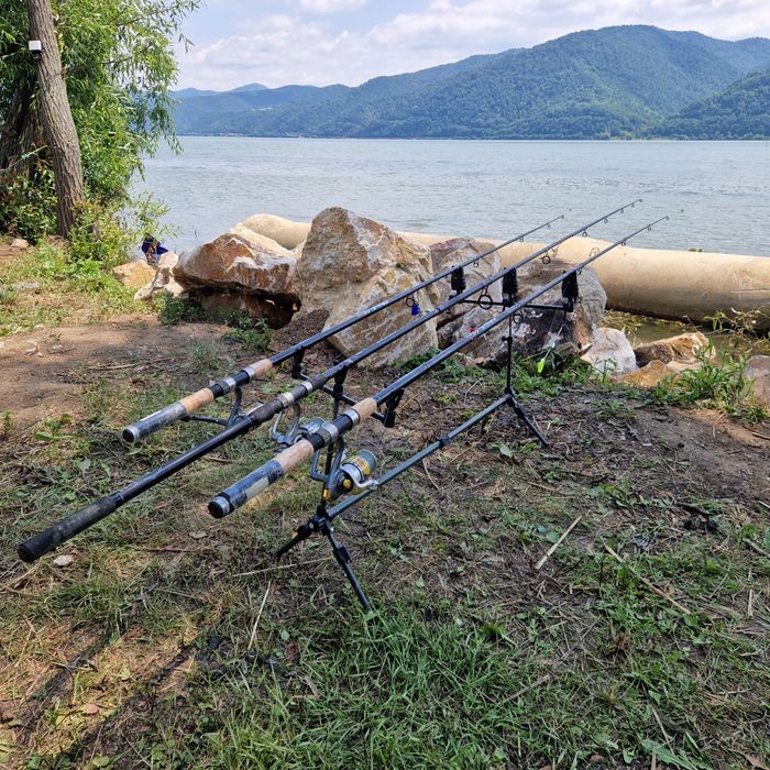 Rod pod pescuit (suport pescuit) 3 pozitii