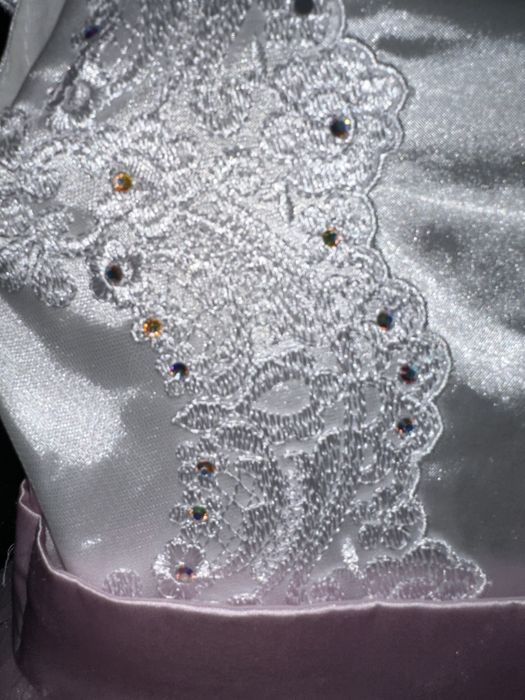 Розова детска рокля