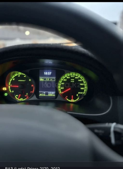 Продам приору 1. 2012г