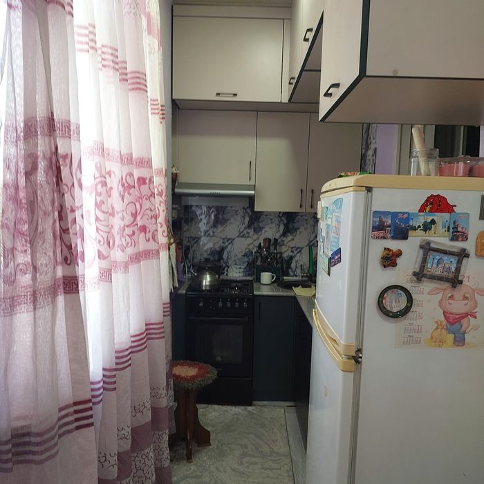 Срочно Чиланзар 19 квартал 1/2-4-4. Цена 50.000$