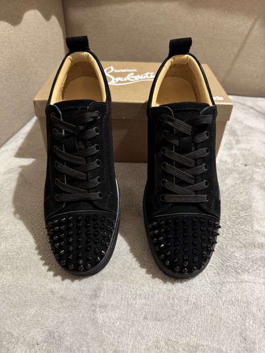 Christian Louboutin обувки