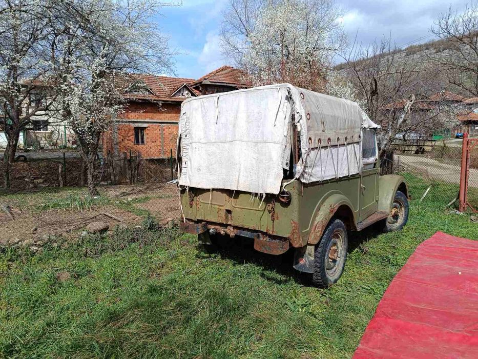 Продавам Джип Gaz 69