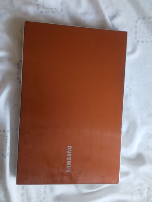 Продам ноутбук Samsung