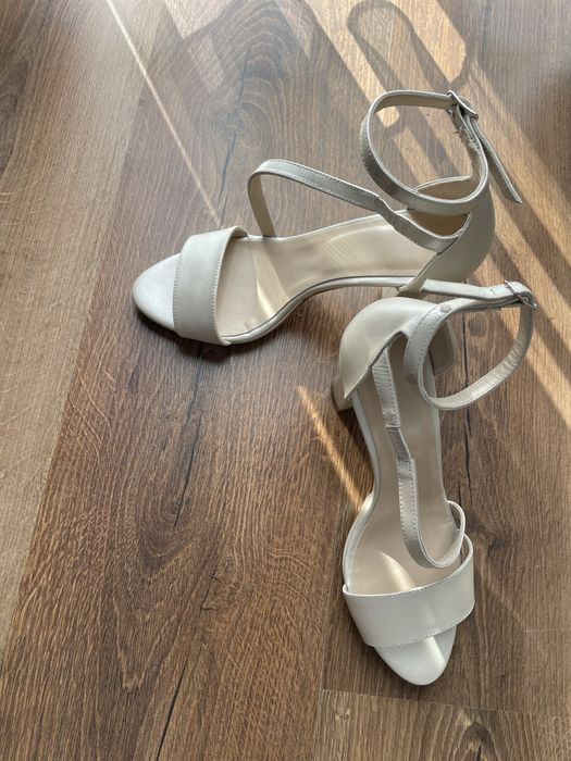 Sandale din piele mireasa
