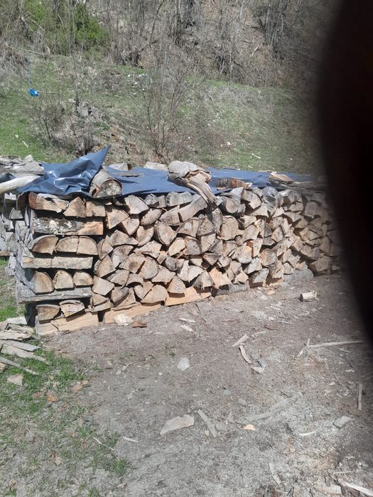 Lemne de foc de vanzare