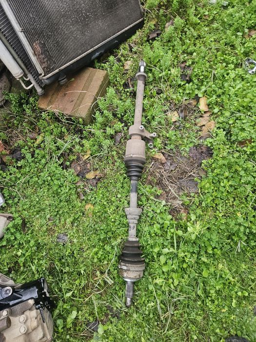 Honda FRV 2.2 140кс