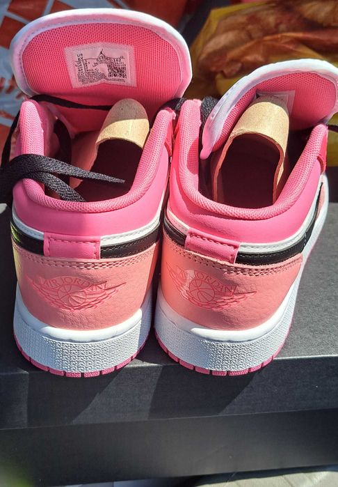 Air Jordan 1 Low Retro Pink Red (GS)