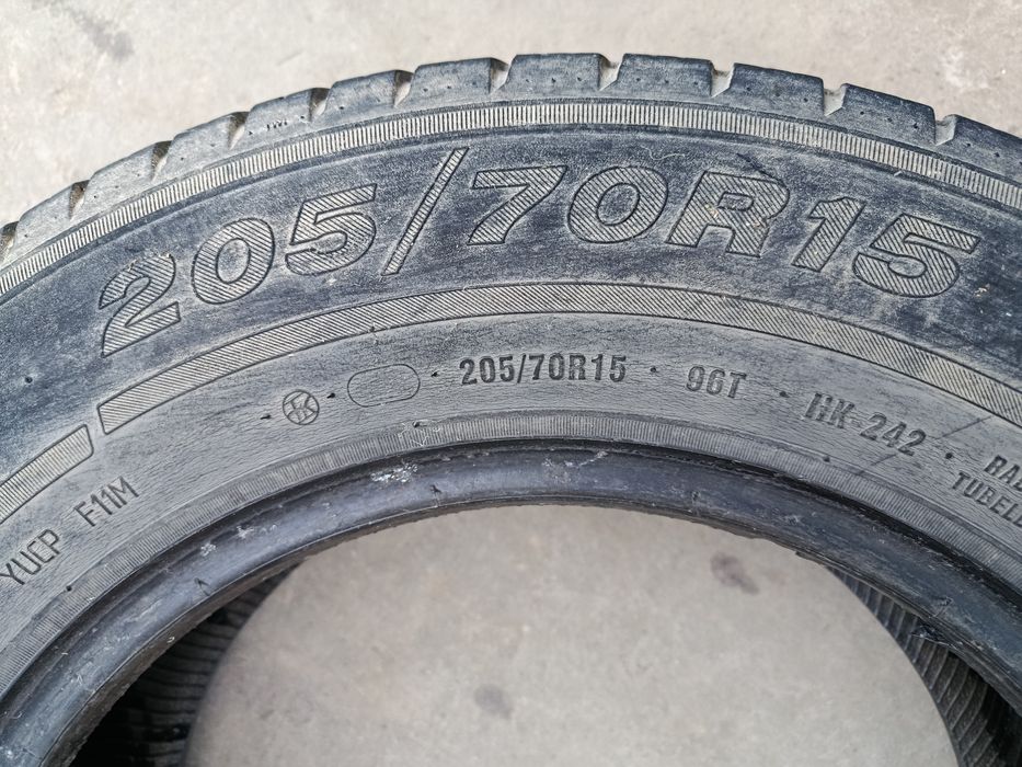 Зимняя резина 205/70/R15