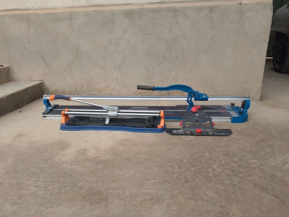 Kafel kesadigan stanok sotiladi