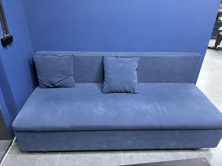 Продается Диван