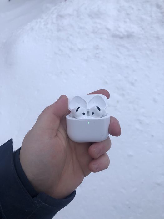 Air pods 4 идеальное состояние
