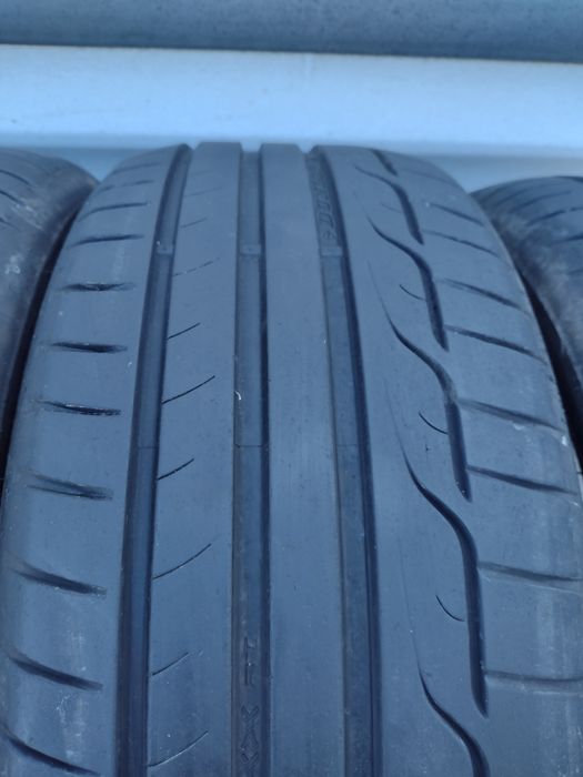 Топ състояние 2бр.225/40/19 Dunlop SMRT dot3219