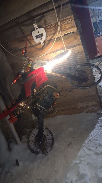 Vand ccr, +un cadru de atv