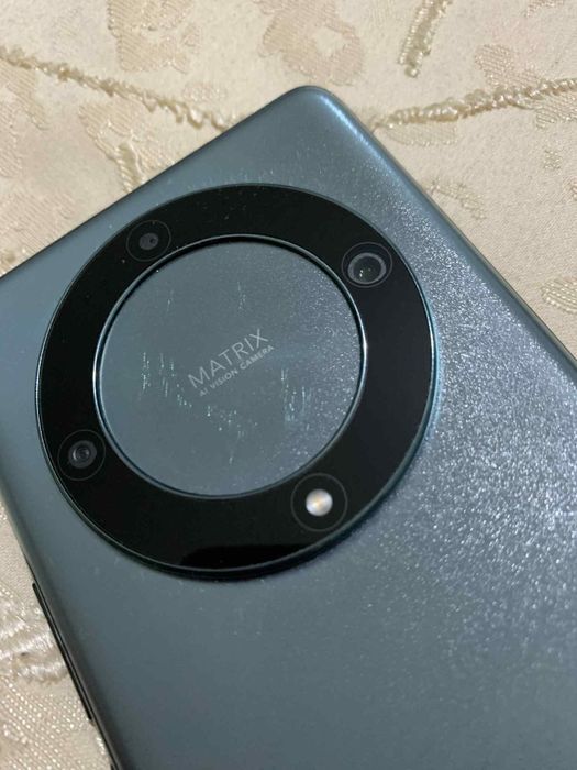 Vând honor magic 5 lite 5G