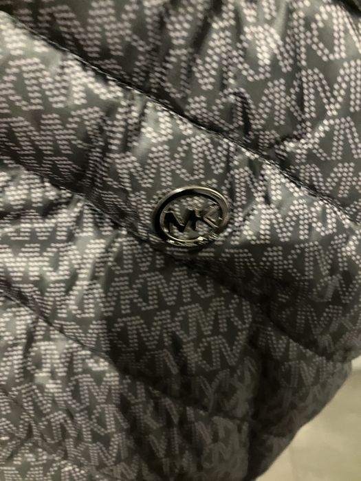 Geaca Michael Kors recomand M