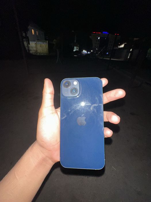 продается Apple Iphone 13
