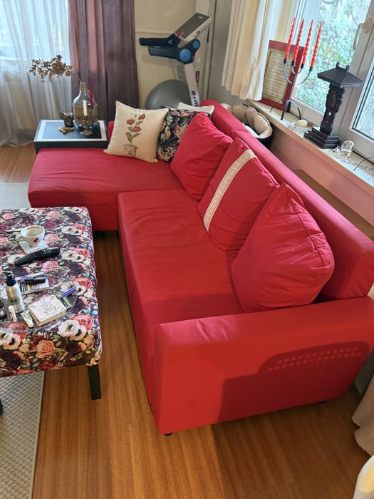 Canapea extensibila cu lada depozitare Ikea