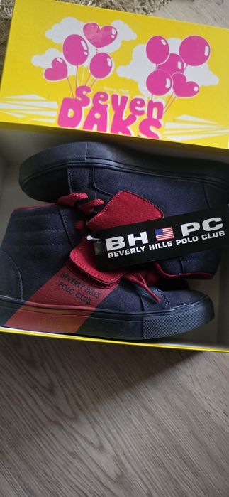 Ghetuțe noi în cutie, nr.31