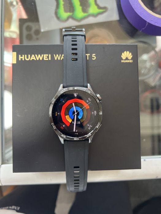 Продам смарт-часы Huawei Watch GT 5.