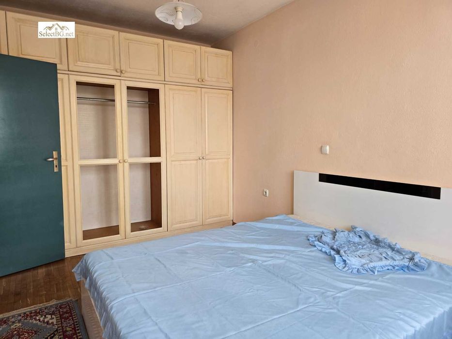 Продава се Многостаен апартамент в Дебелец - 157 кв.м за 924 €/кв.м - Снимка #8