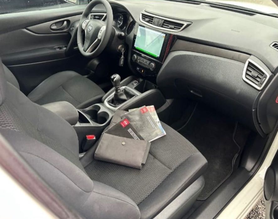 Vând Nissan Qashqai an 2014 înmatriculată. IMBPECABILĂ.