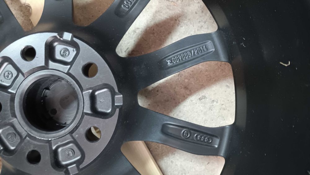 Оригинални джанти на AUDI R18 5x112 ET39 7.5J