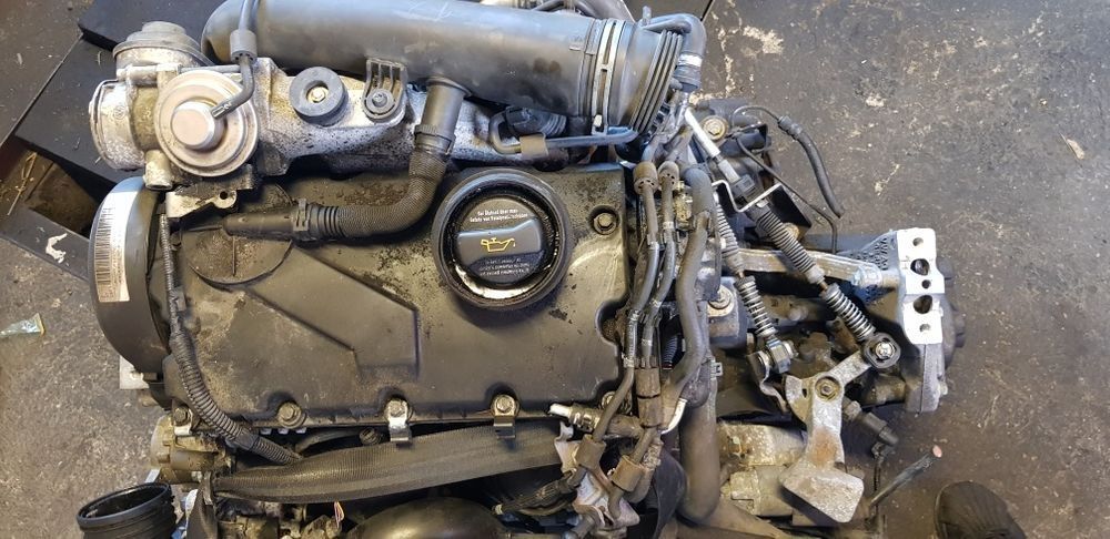 Motor vw touran 1,9 tdi, cod motor AVQ