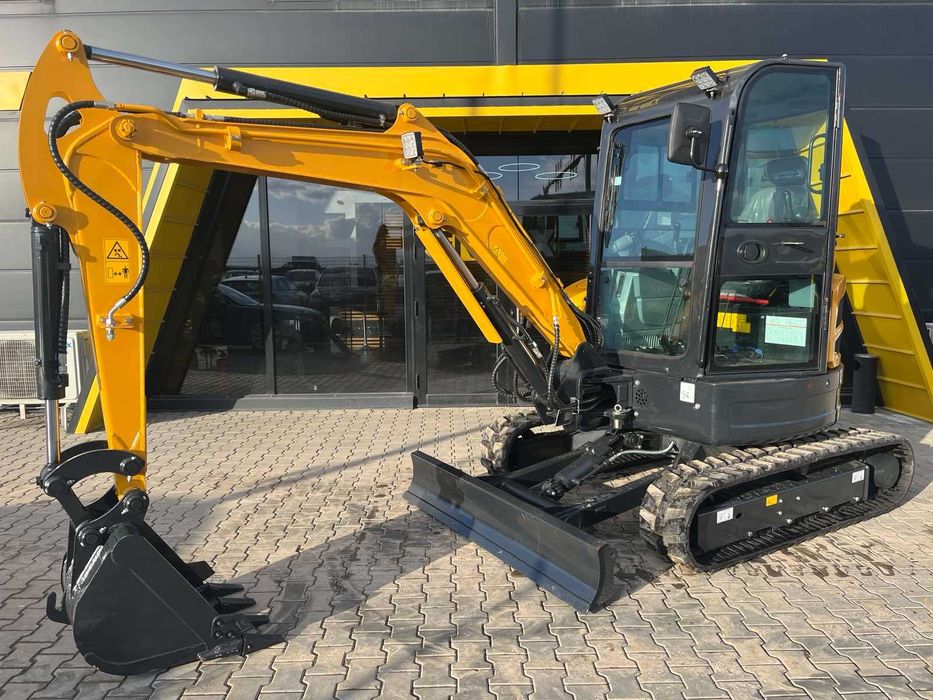 Мини багер Cimex Minixx M35 3900кг ПОД НАЕМ от Рентекс