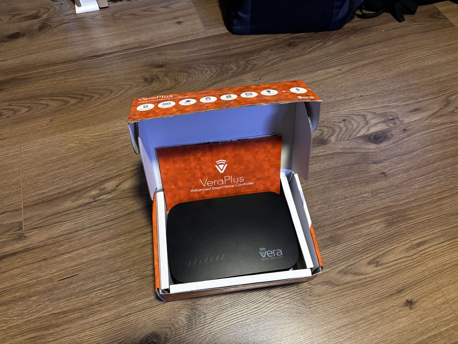 Vera Plus Smart Home Controller