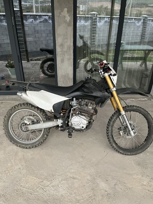 Срочно Продам эндуро 250куб