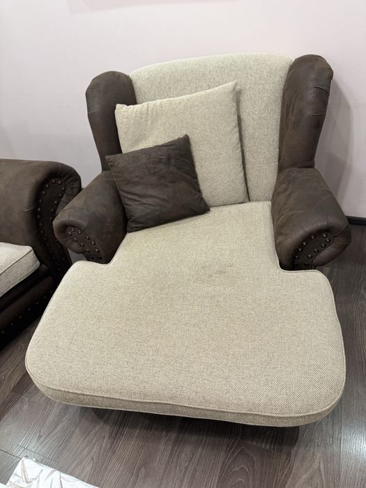 Холна гарнитура -диван + два фотьойла