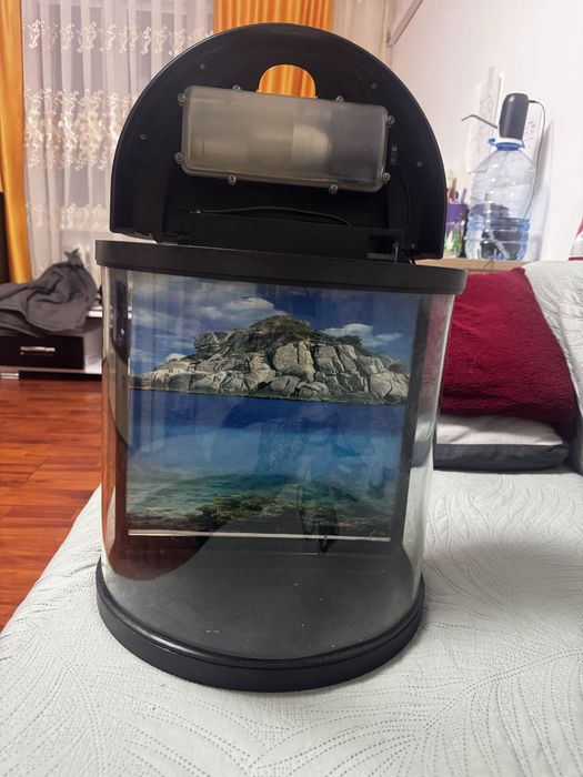 Acvariu 25litri cu filtru intern inclus