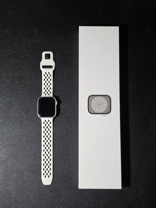 Apple Watch Series 8 (41mm)