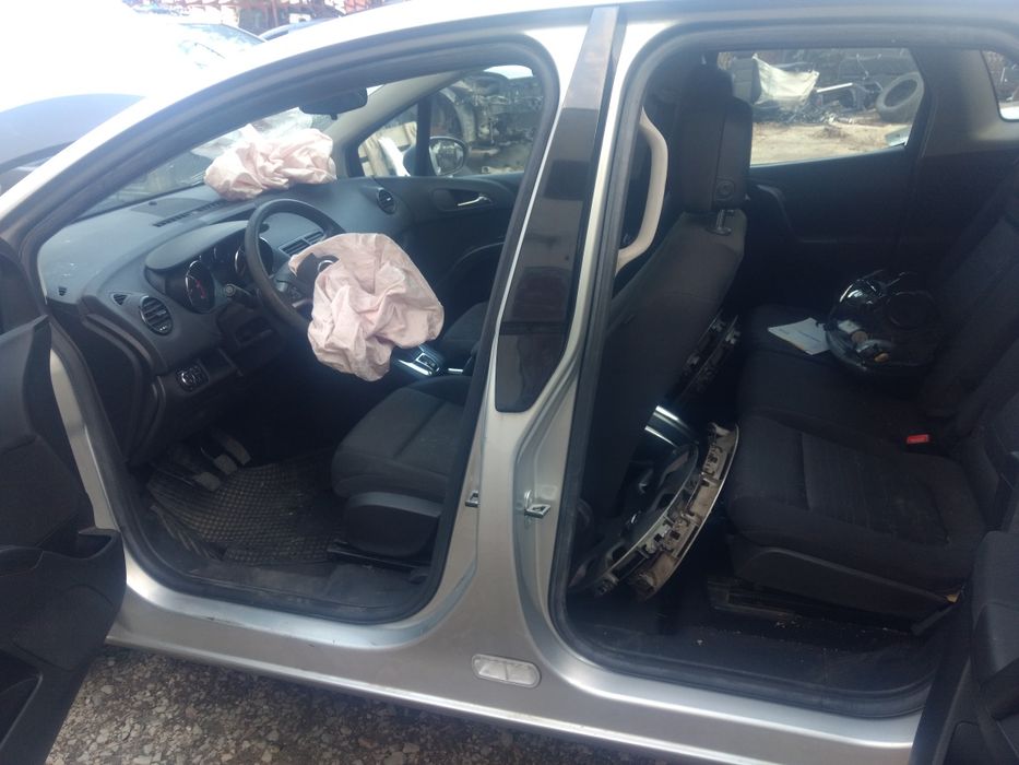 Мерива Б на части