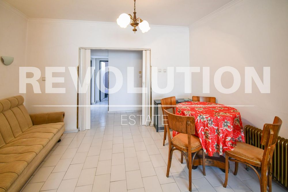 Дава се под наем Тристаен апартамент в София, Център - 105 кв.м за 613 € - Снимка #5