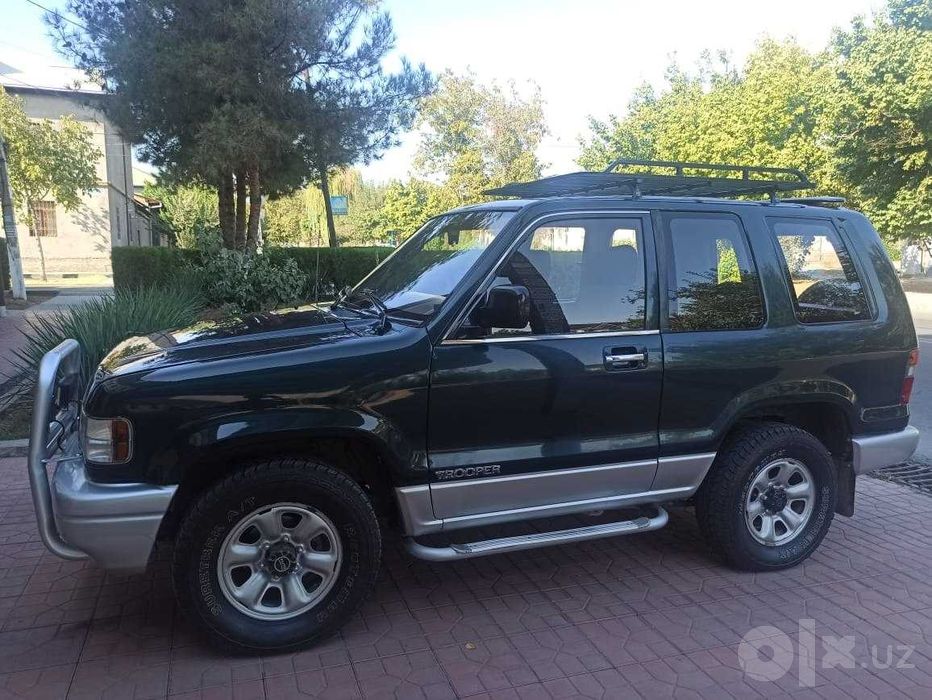 внедорожник ISUZU