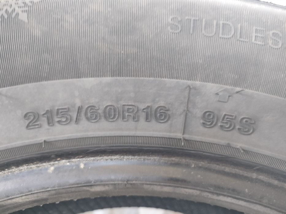 Зимние шины 215/60/r16