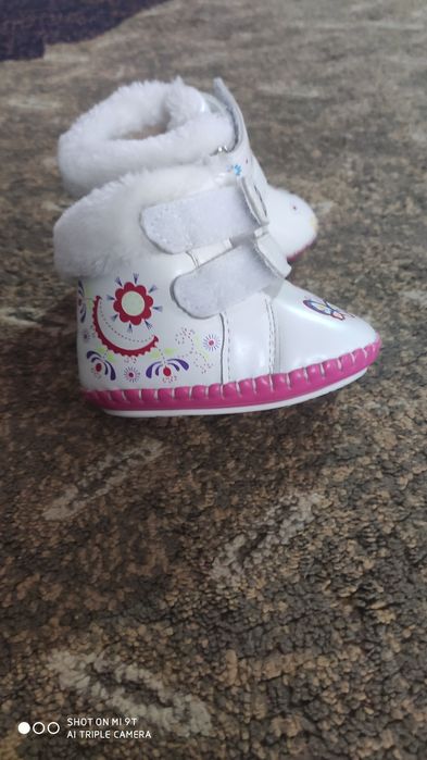 Продам зимние сапожки