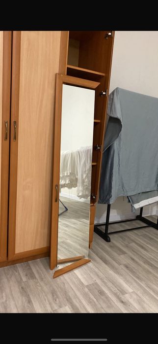 Отдам даром! Шкаф платяной!