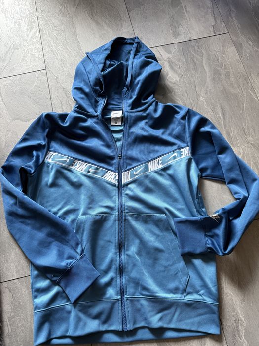 Суичъри горнища nike adidas