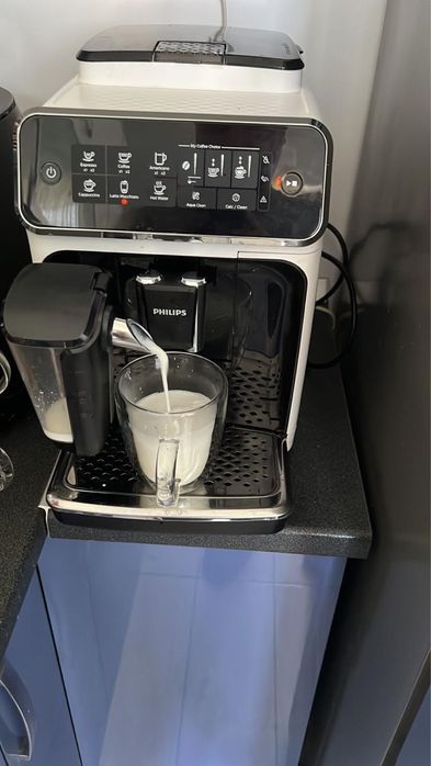 Espressor - Phillips Latte Go 3200