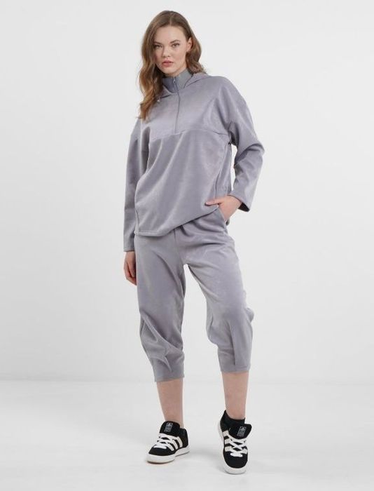 Костюм M-L,Турция.