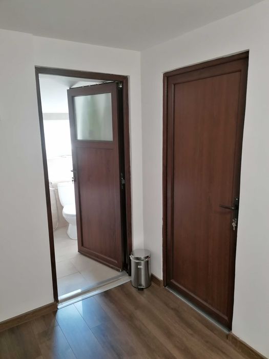 Casa  la curte zona Unirii intersectia cu Traian