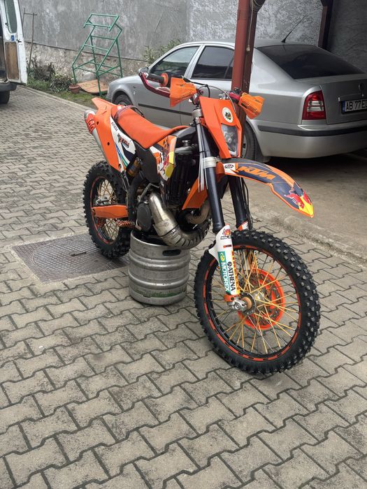 Se vinde KTM 250 2010 2t