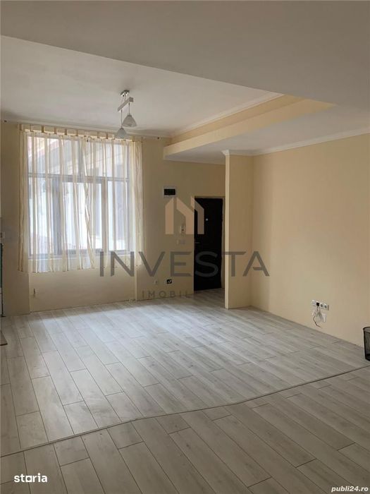 Apartament De Vanzare Central 4 Camere — fotografia 1