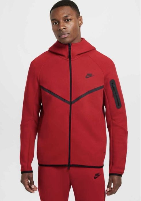 Compleu Nike Tech Fleece Rosu (marimi: S, M, L, XL, XXL)
