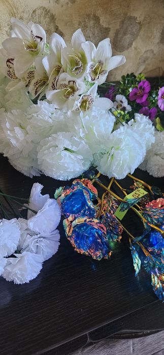 Искусственные цветы. От 100 тенге